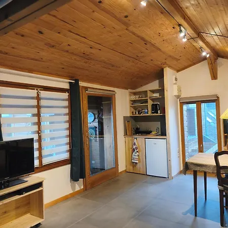 La D'hotes Du Facteur D'orgues Bed & Breakfast